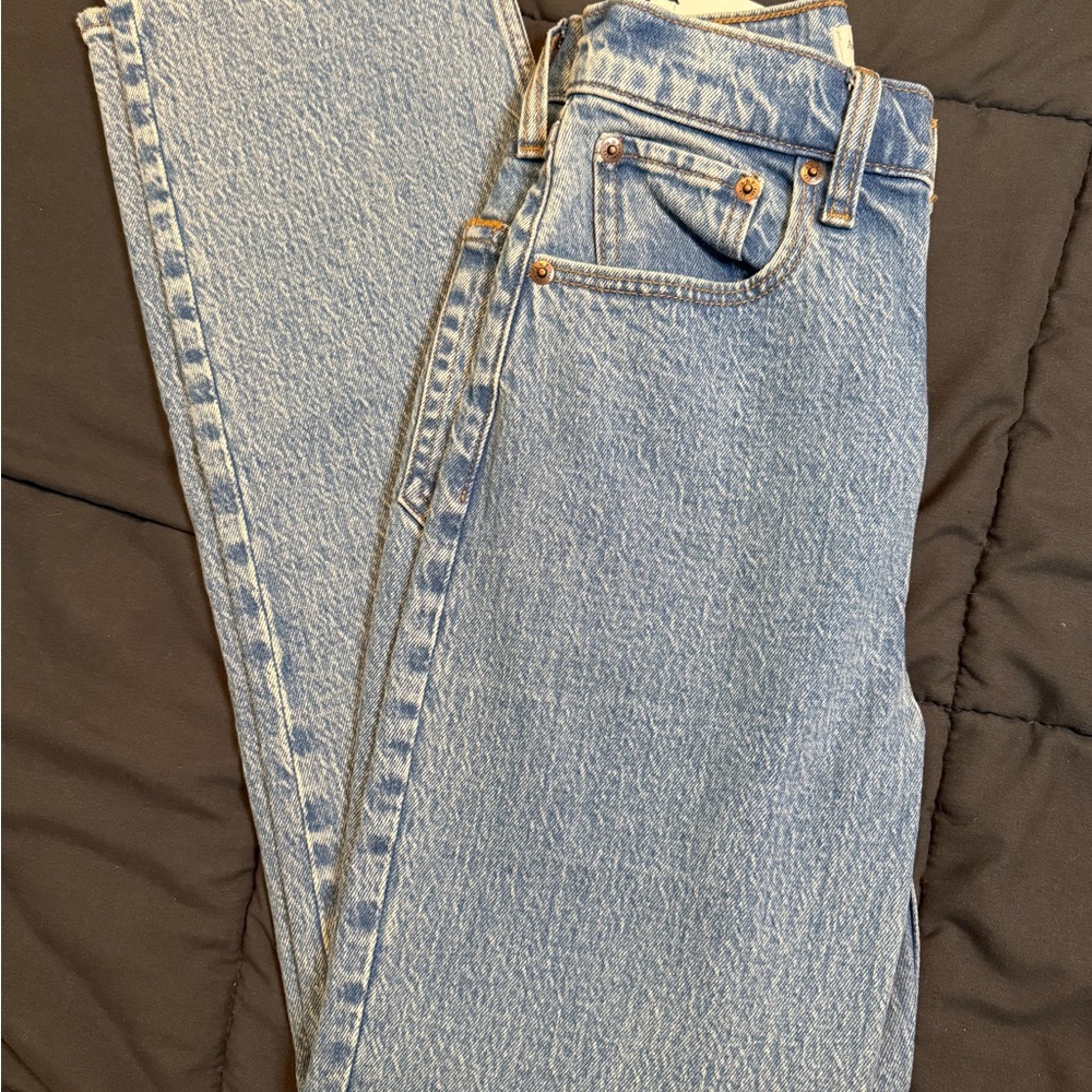 Abercrombie & Fitch The 90s Straight Ultra High Rise Jeans (Curve Love)